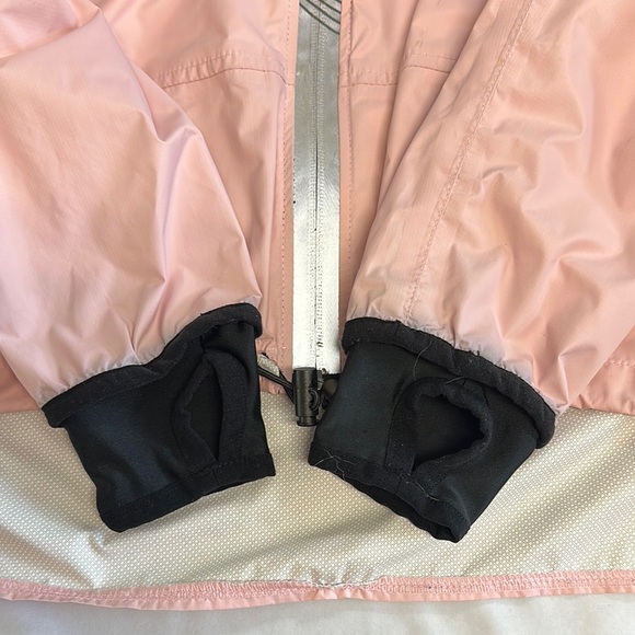 Agoo - Pink Hooded Raincoat with Full-Length Zipper - Picture 2 of 6